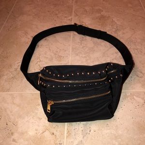FOREVER 21 gold studded Fanny pack